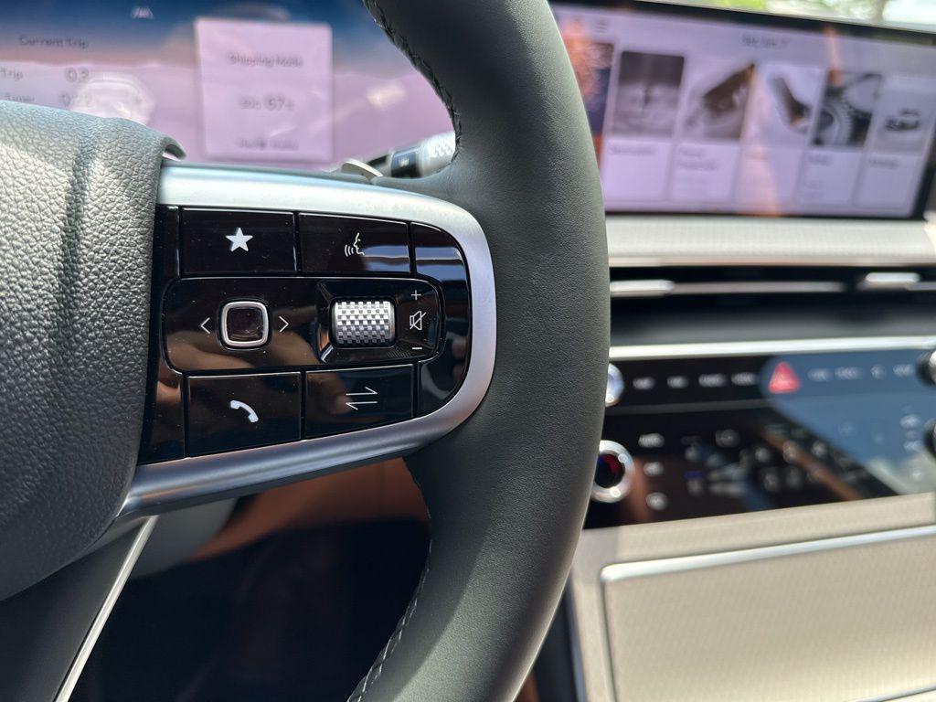new 2025 Genesis GV80 car, priced at $65,824