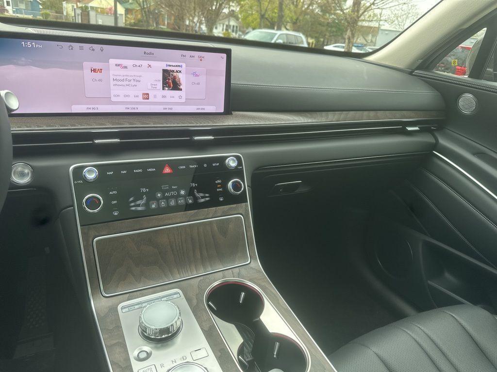 new 2025 Genesis GV80 car, priced at $64,870