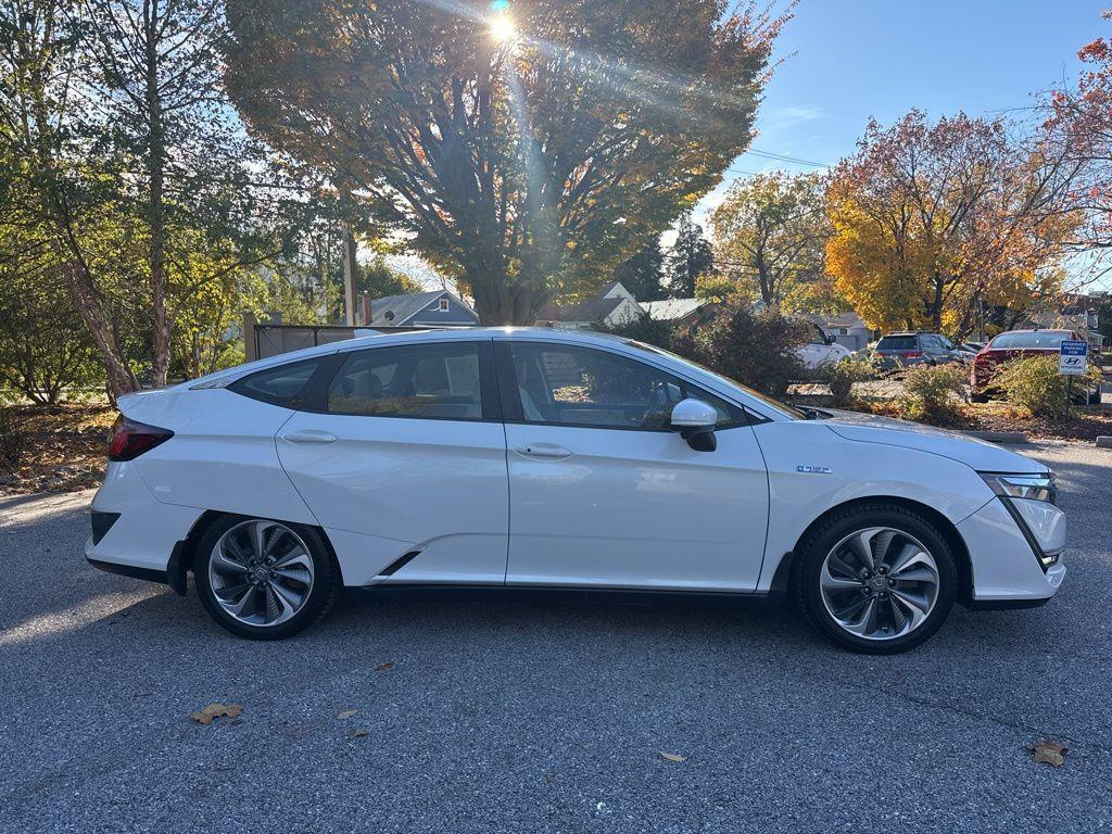 used 2018 Honda Clarity Plug-In Hybrid car, priced at $16,998