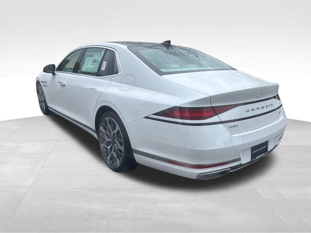 new 2025 Genesis G90 car, priced at $98,381