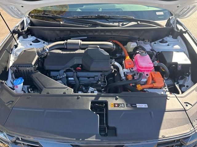 new 2026 Hyundai TUCSON Hybrid car