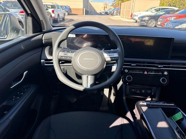 new 2026 Hyundai TUCSON Hybrid car