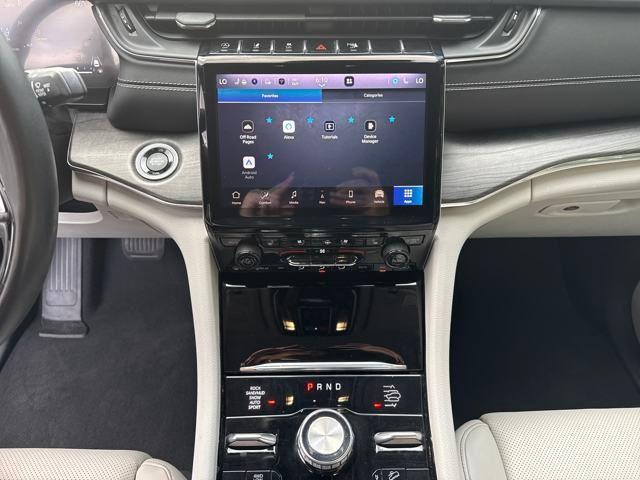 used 2023 Jeep Grand Cherokee car, priced at $37,199