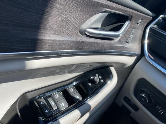 used 2023 Jeep Grand Cherokee car, priced at $37,987