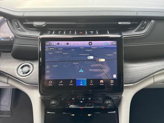 used 2023 Jeep Grand Cherokee car, priced at $37,199