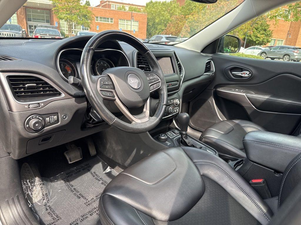 used 2019 Jeep Cherokee car, priced at $15,755