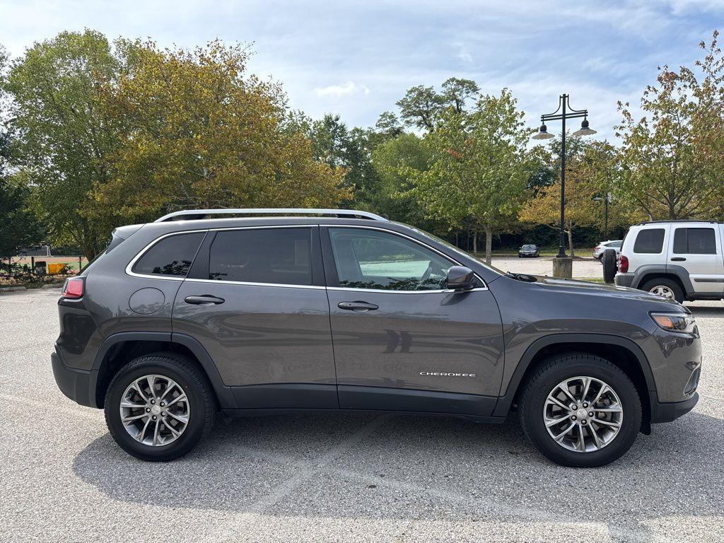 used 2019 Jeep Cherokee car, priced at $15,755
