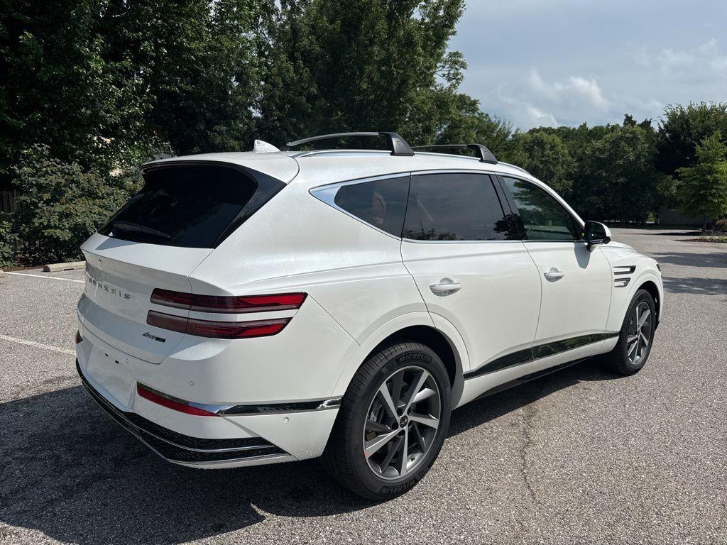 new 2025 Genesis GV80 car, priced at $75,739