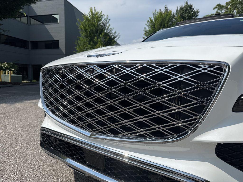 new 2025 Genesis GV80 car, priced at $75,739