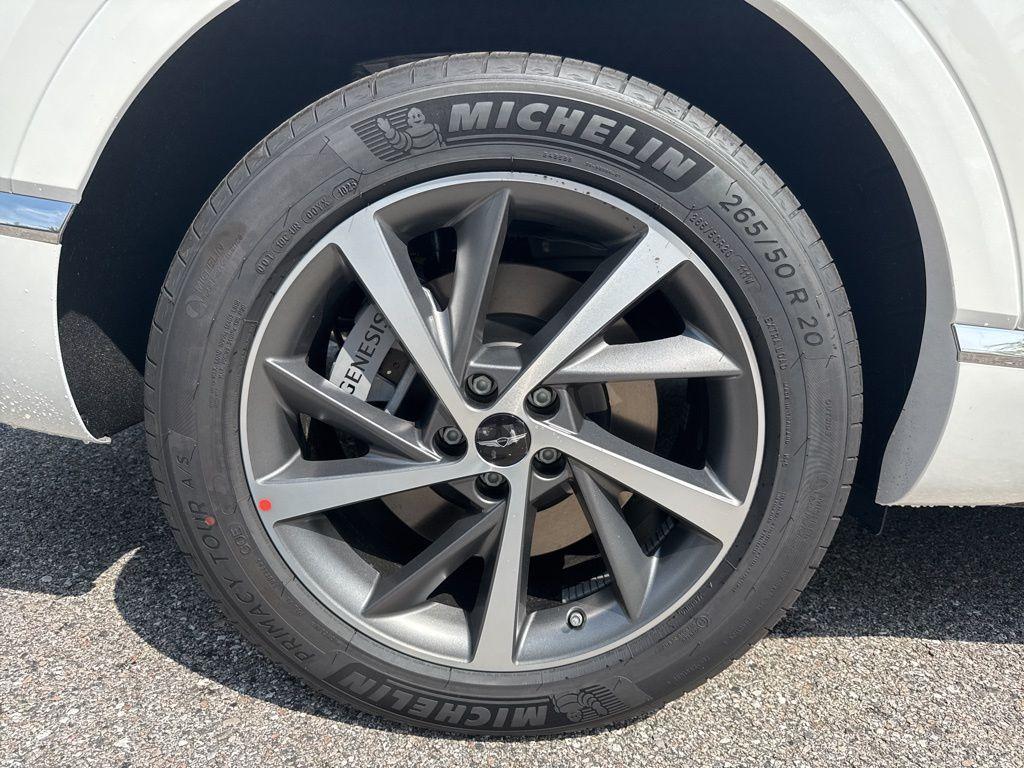 new 2025 Genesis GV80 car, priced at $75,739