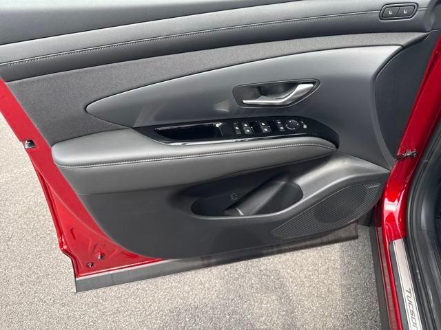 new 2025 Hyundai TUCSON Hybrid car, priced at $42,056