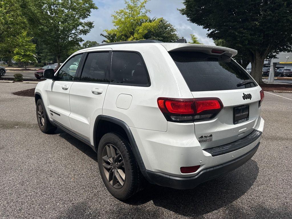 used 2016 Jeep Grand Cherokee car, priced at $13,253