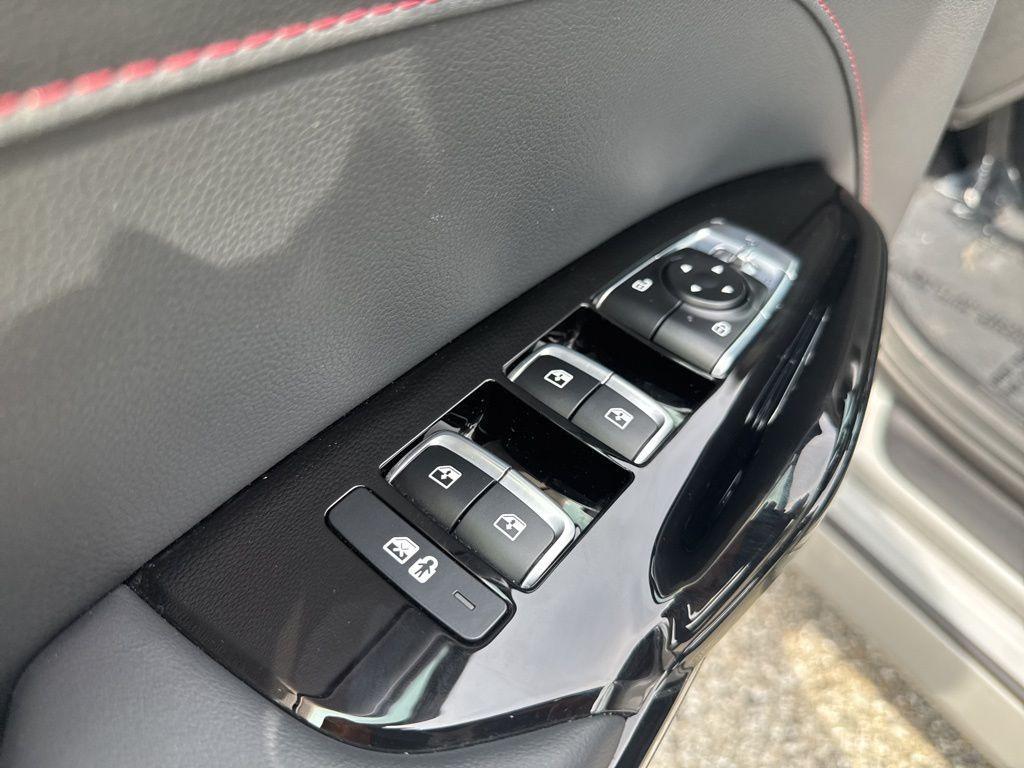 used 2024 Kia K5 car, priced at $31,262