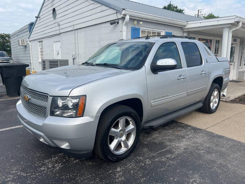 used 2013 Chevrolet Avalanche car, priced at $17,900
