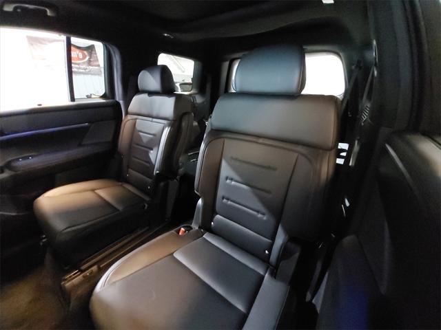 used 2025 Hyundai Santa Fe car, priced at $43,560