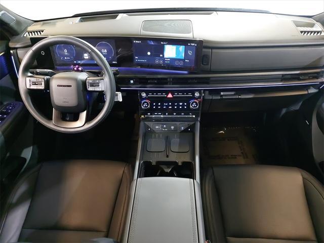 used 2025 Hyundai Santa Fe car, priced at $43,560