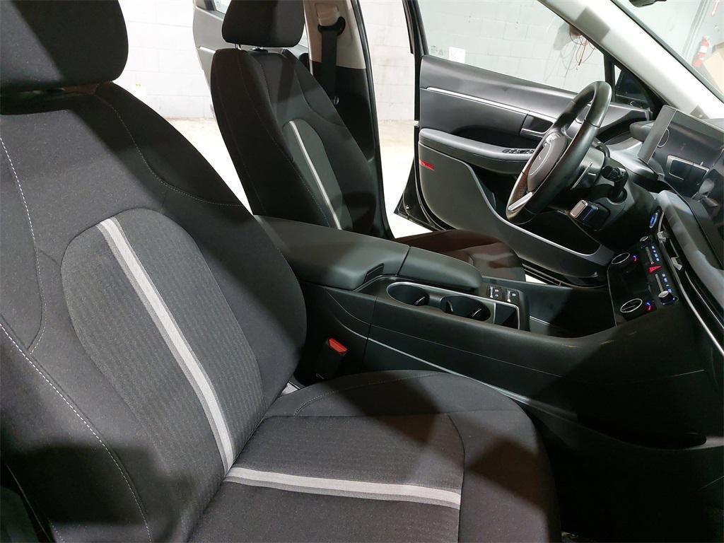 used 2024 Hyundai Sonata Hybrid car, priced at $27,453