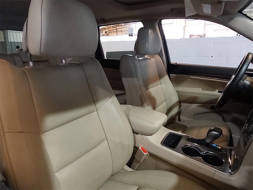 used 2018 Jeep Grand Cherokee car, priced at $16,533