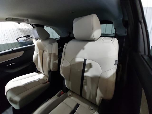 new 2025 Mazda CX-90 car, priced at $40,376