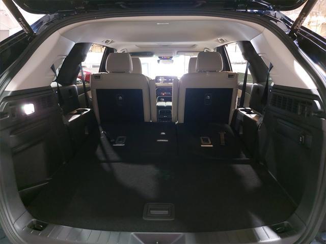 new 2025 Mazda CX-90 car, priced at $40,376