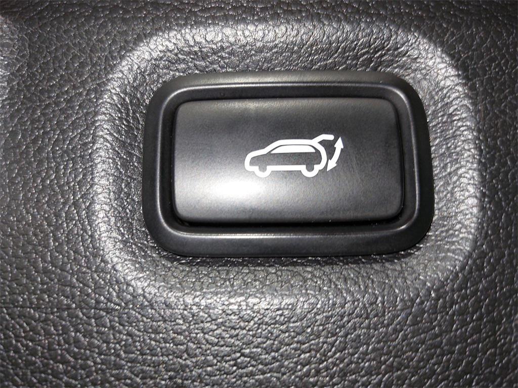 used 2023 Hyundai Santa Fe car, priced at $28,753