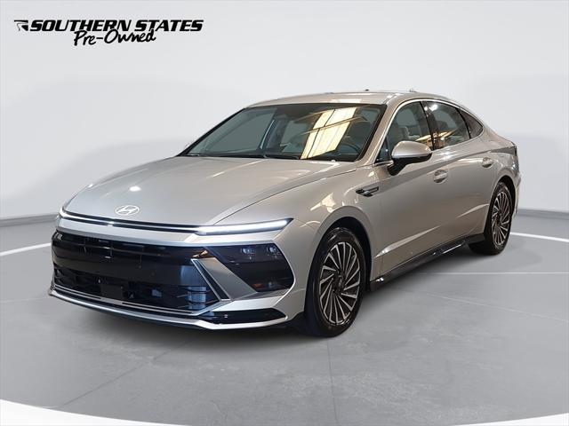 used 2024 Hyundai Sonata Hybrid car, priced at $27,610