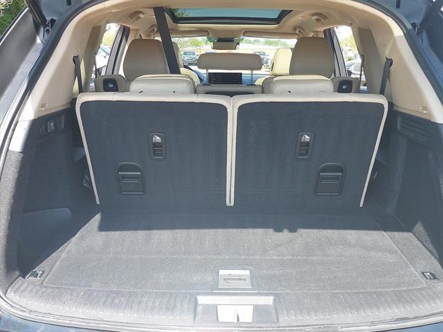 used 2023 Acura MDX car, priced at $41,470