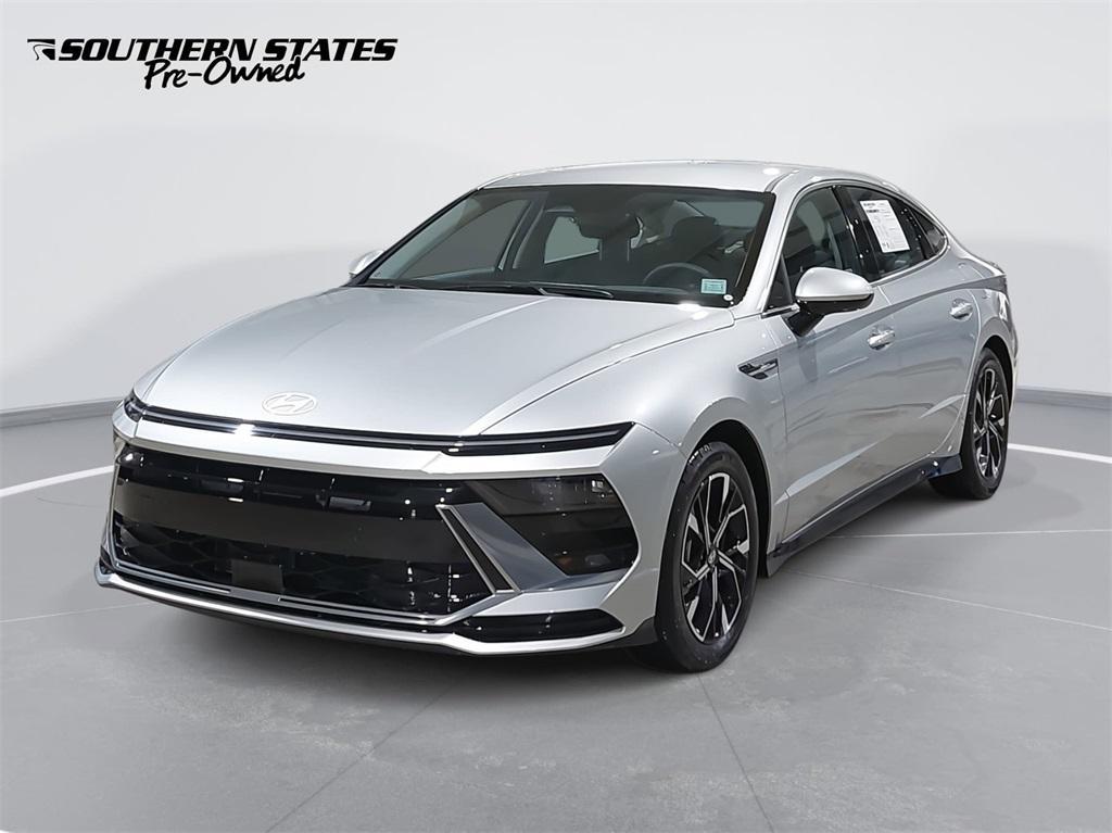 used 2025 Hyundai Sonata car, priced at $25,997