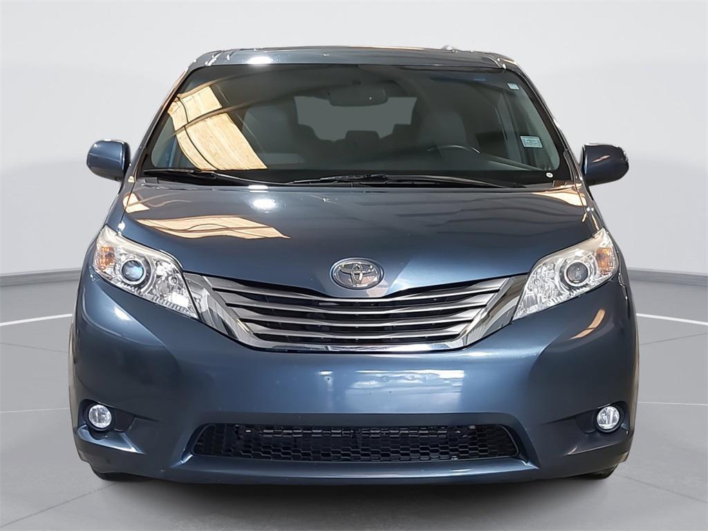 used 2017 Toyota Sienna car, priced at $21,197