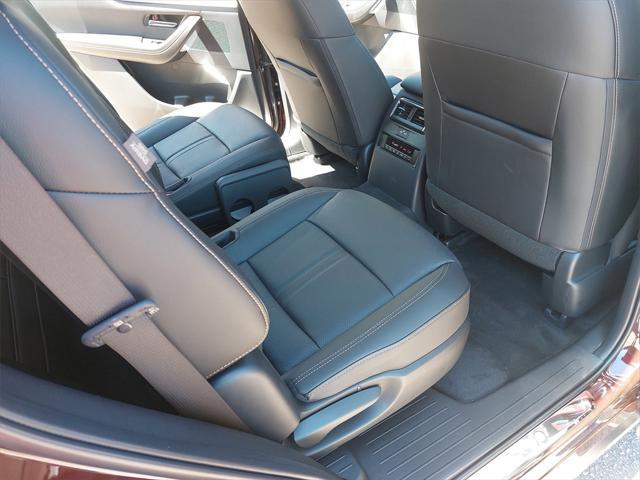 new 2025 Mazda CX-90 car, priced at $46,695