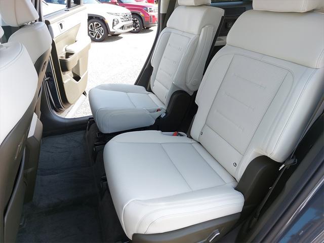 used 2025 Hyundai Santa Fe car, priced at $45,267