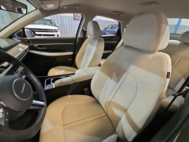 used 2024 Hyundai Sonata Hybrid car, priced at $27,748