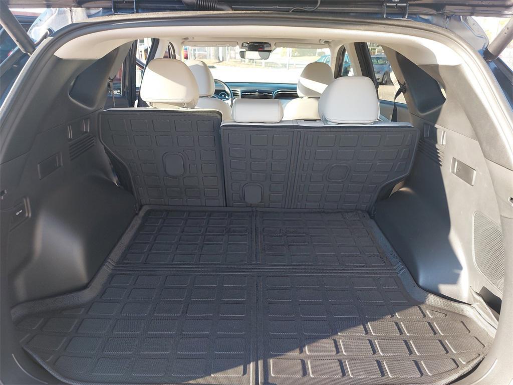 used 2024 Hyundai TUCSON Hybrid car, priced at $31,092