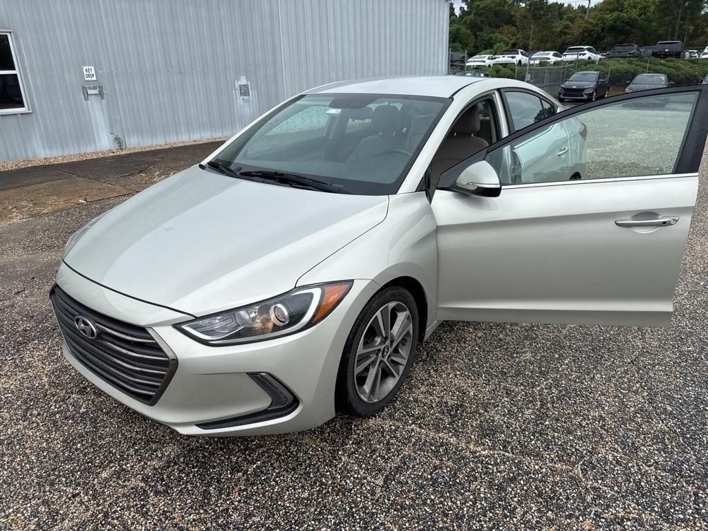 used 2017 Hyundai Elantra car