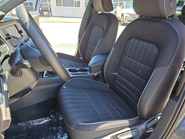 used 2024 Volkswagen Jetta car, priced at $23,959