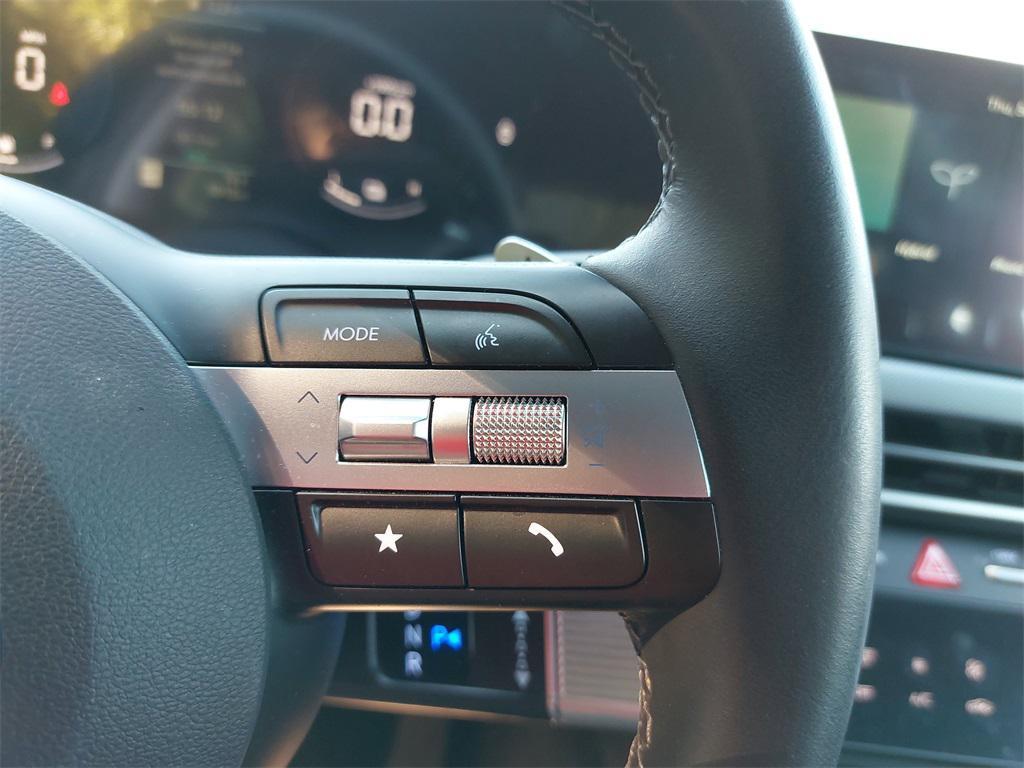 used 2024 Hyundai Sonata Hybrid car, priced at $27,261