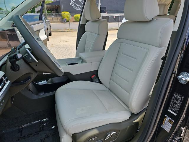 used 2024 Hyundai Santa Fe car, priced at $44,440