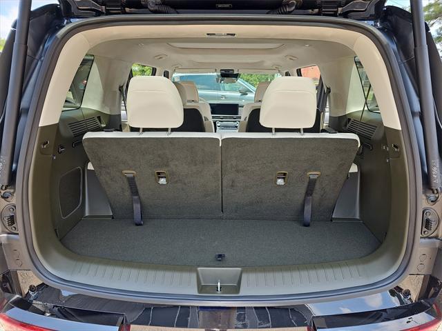 used 2024 Hyundai Santa Fe car, priced at $44,440