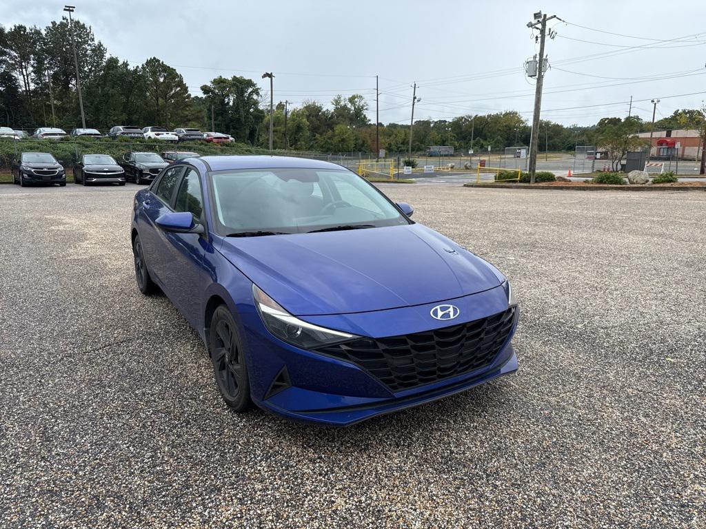 used 2023 Hyundai Elantra car