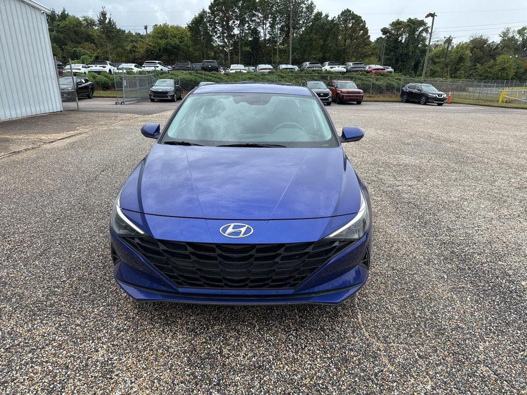used 2023 Hyundai Elantra car