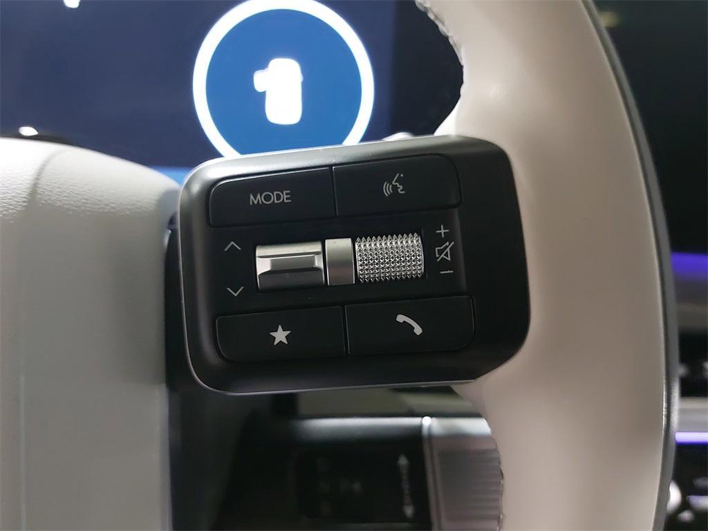 used 2025 Hyundai Santa Fe car, priced at $41,998