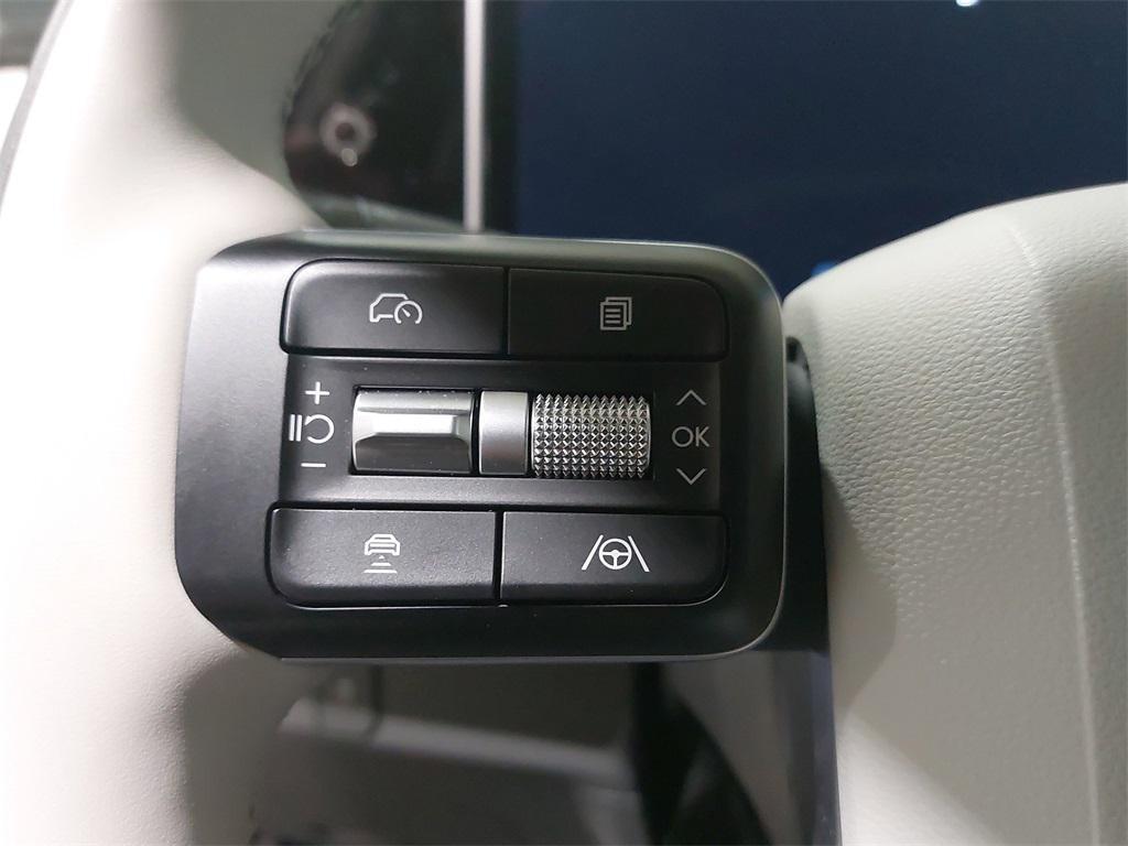 used 2025 Hyundai Santa Fe car, priced at $41,998