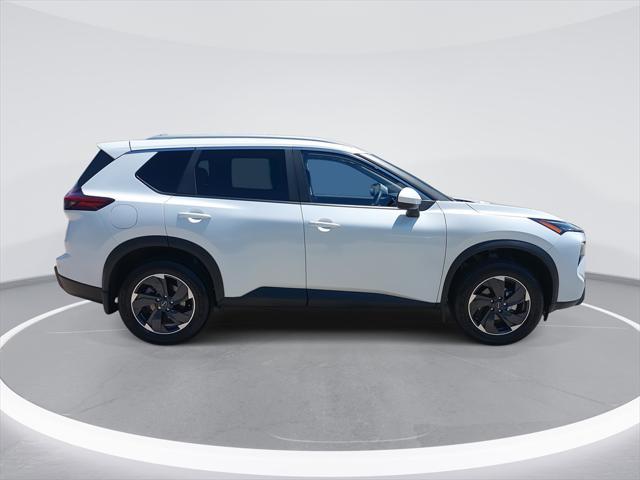 used 2025 Nissan Rogue car, priced at $29,378