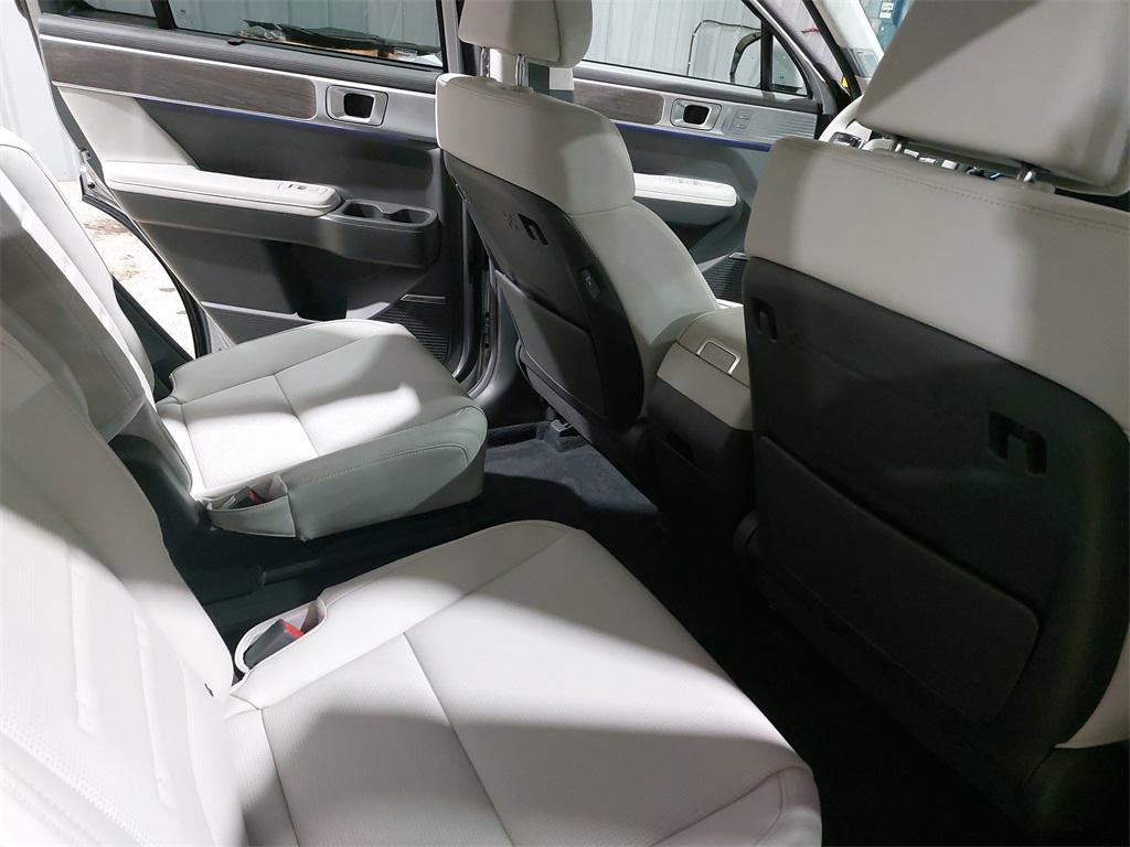 used 2024 Hyundai Santa Fe car, priced at $38,746