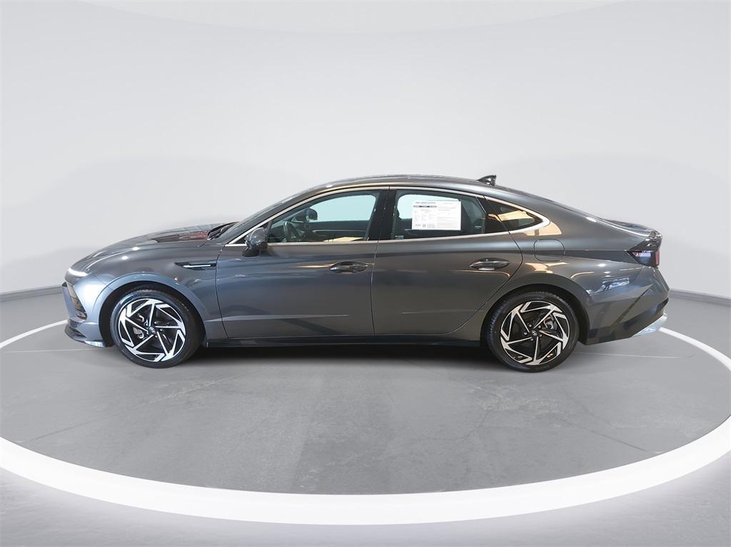 used 2024 Hyundai Sonata car, priced at $25,998