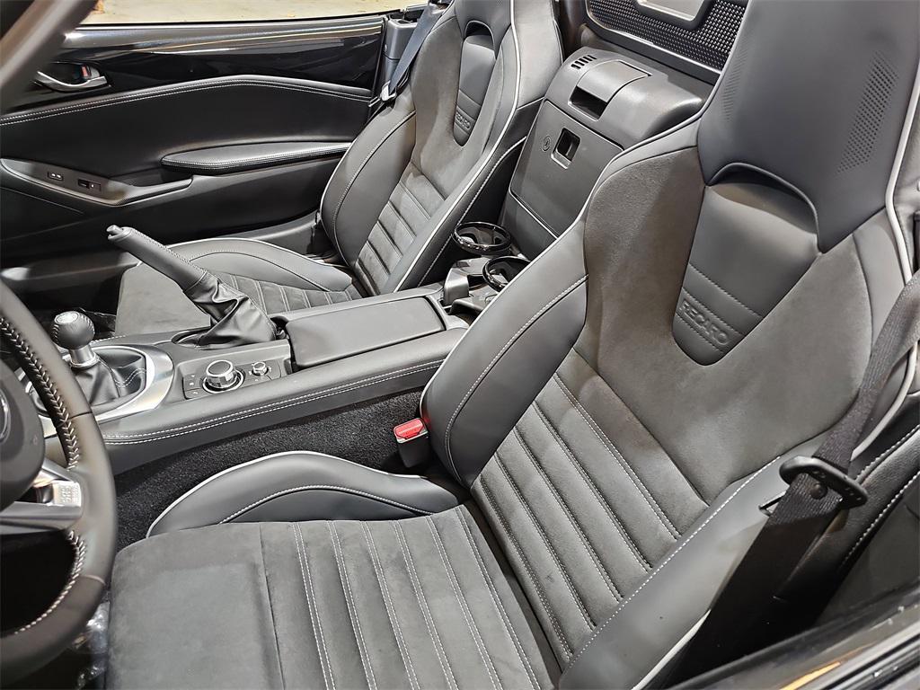 new 2025 Mazda MX-5 Miata car, priced at $38,935