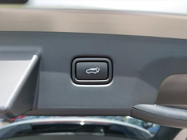 used 2024 Hyundai TUCSON Hybrid car, priced at $39,090