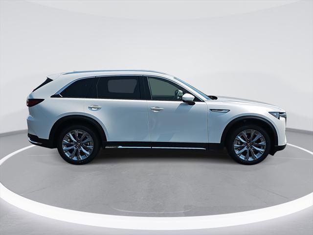 new 2025 Mazda CX-90 car, priced at $46,620