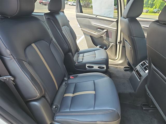 new 2025 Mazda CX-90 car, priced at $46,620