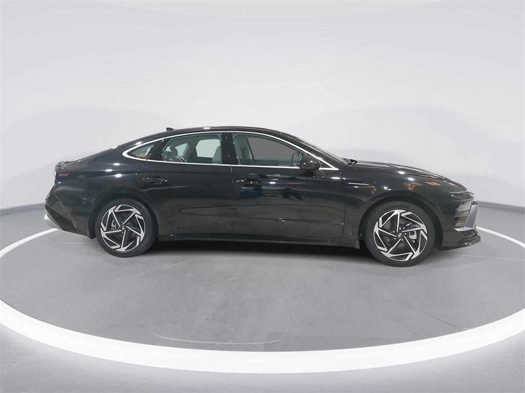 used 2024 Hyundai Sonata car, priced at $25,396